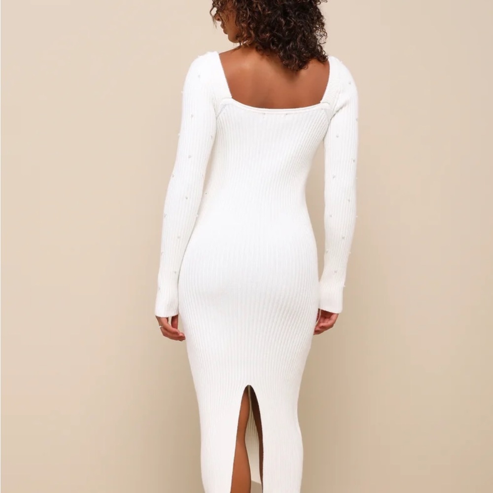 Lulus white sweater dress. Size large. NWT